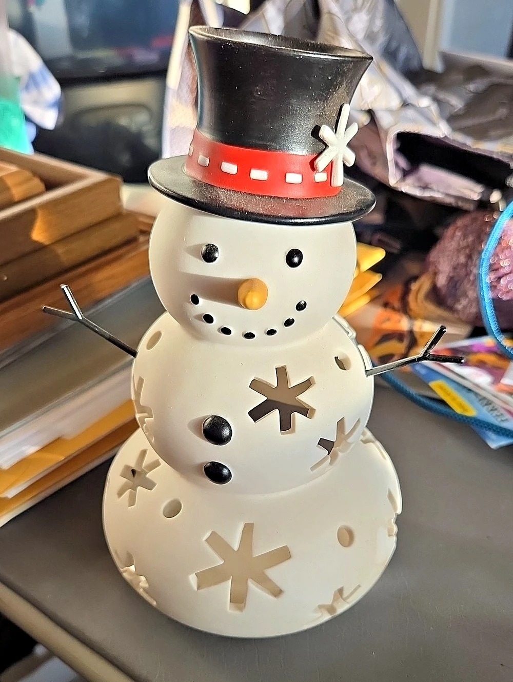 PartyLite Mr. Snow Tealight Holder White & Black